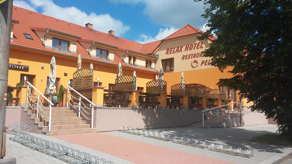 Pelikan Purkarec Hotel Hluboka nad Vltavou Exterior photo